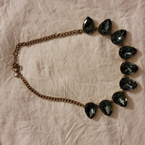 J Crew Pear or Tearshaped Blue Faux Gemstone Gold Tone Necklace Excellent Condit - Picture 7 of 16